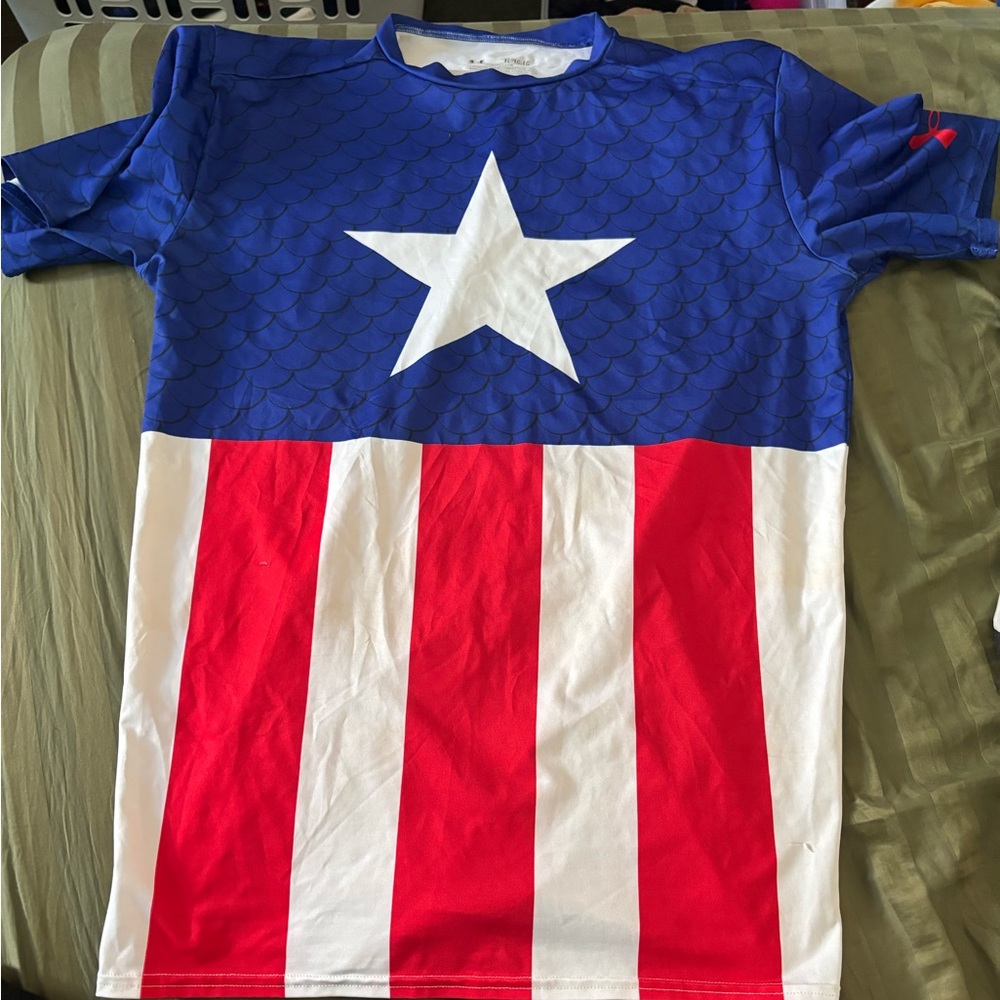 UNDER ARMOUR CAPTAIN AMERICA COMPRESSION TEE